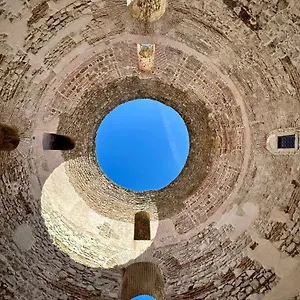 Diocletian Wine Ii Apartment Split